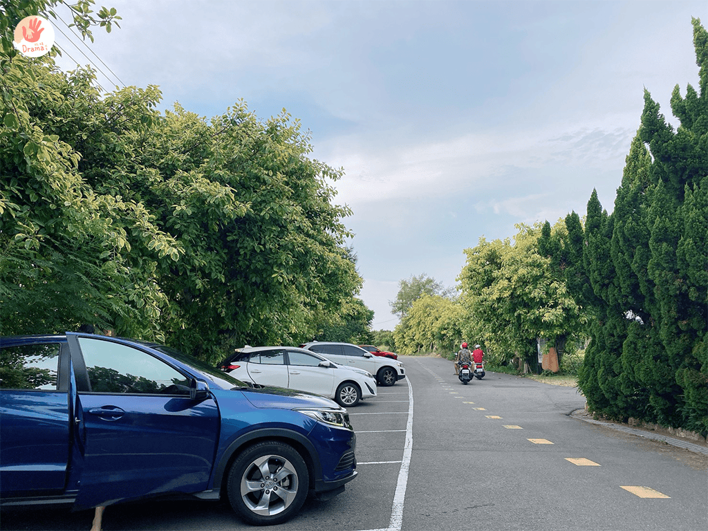 新竹竹北]福樂休閒漁村（附菜單）。烏魚子特色料理。中式料理。綠地草皮。巨豬出沒。近新月沙灣。親子景觀餐廳- Drama抓媽日常