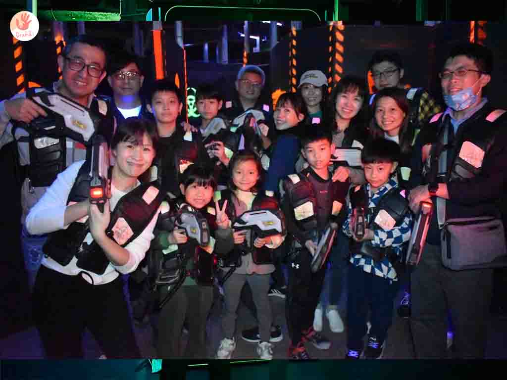 台北親子景點｜六度空間。2026收費方式。超刺激鐳射對戰。全面掃射不會痛。室內大逃殺。台北室內景點- Drama抓媽日常